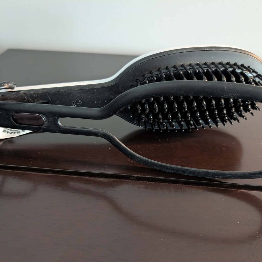 Sleek Black Hair Straightening Brush